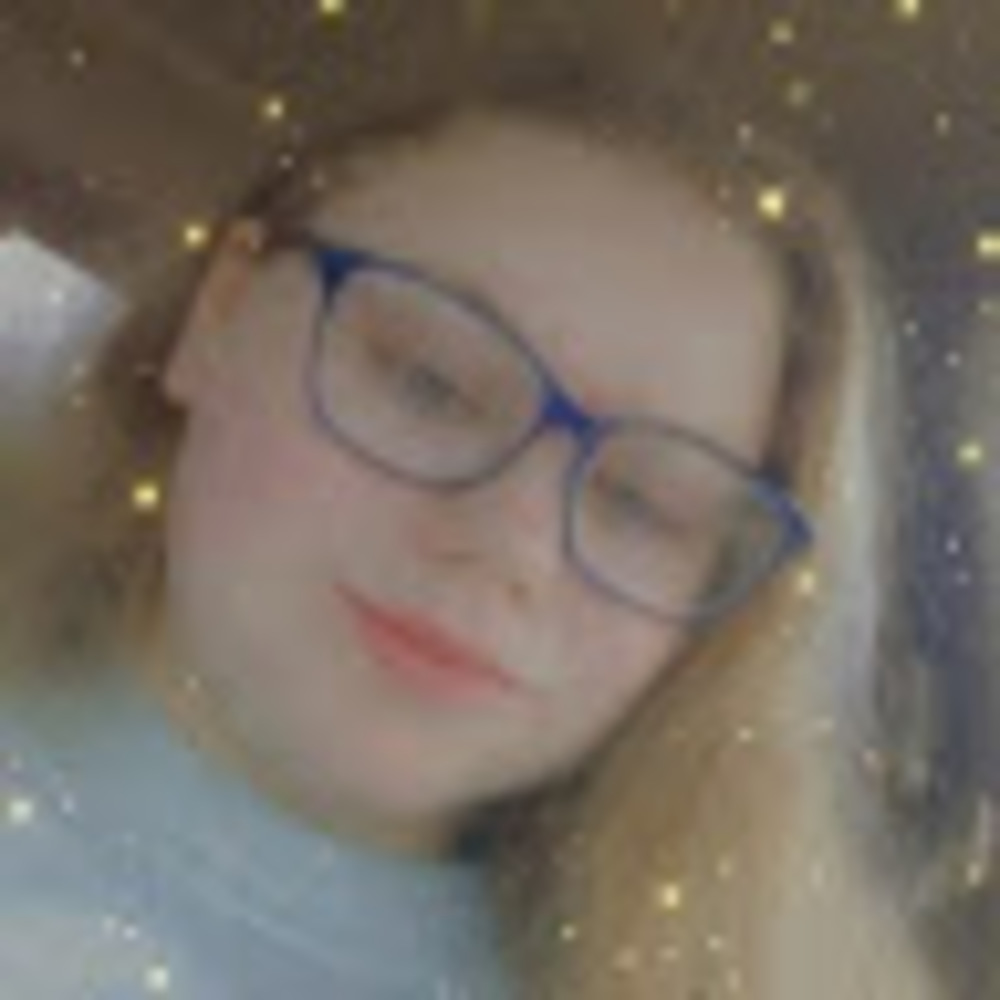 Meet your Posher, Adriana